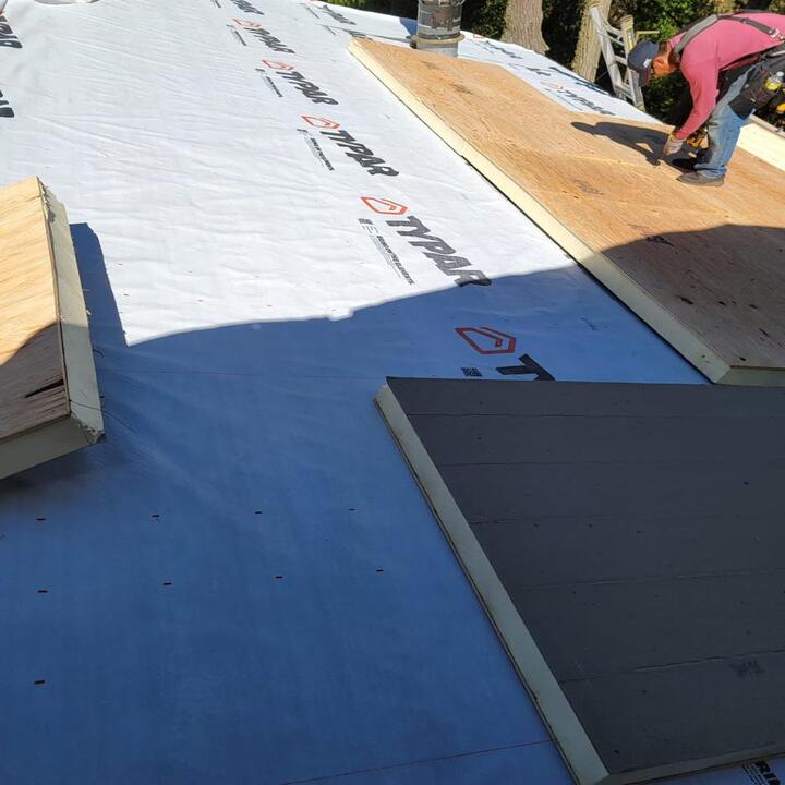 Images Quevedo Roofing