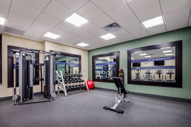 Images Hampton Inn Paramus
