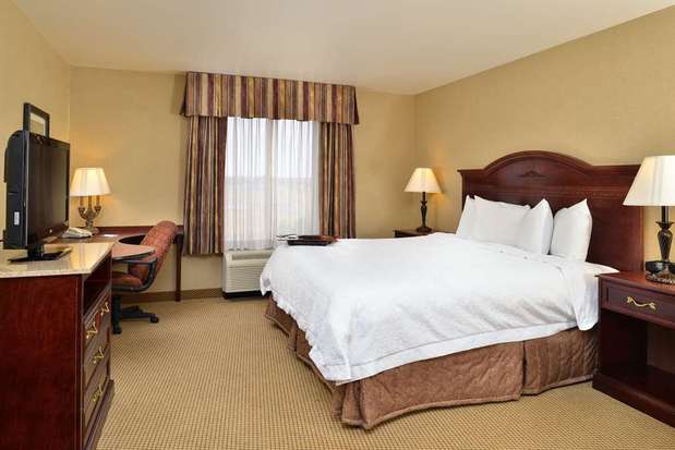 Images Hampton Inn & Suites Boise-Meridian