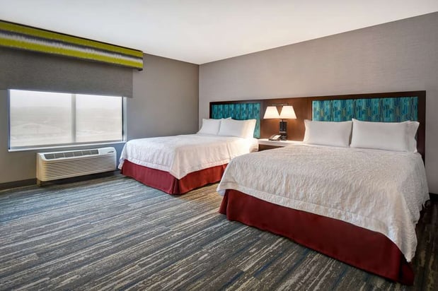 Images Hampton Inn Pleasant View