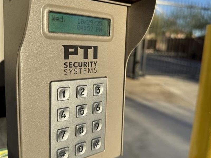 Images Extra Space Storage