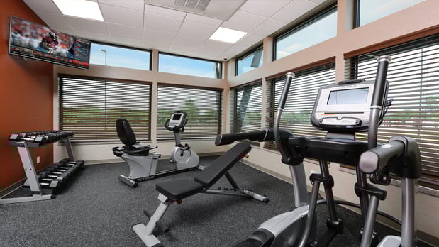 Images Holiday Inn Express Moline - Quad Cities by IHG