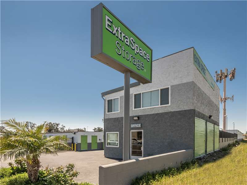 Beauty Image - Extra Space Storage at 10192 Linden Ave, Bloomington, CA 92316