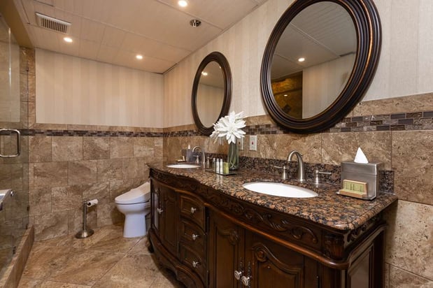 Images Inn at The Colonnade Baltimore - a DoubleTree by Hilton Hotel