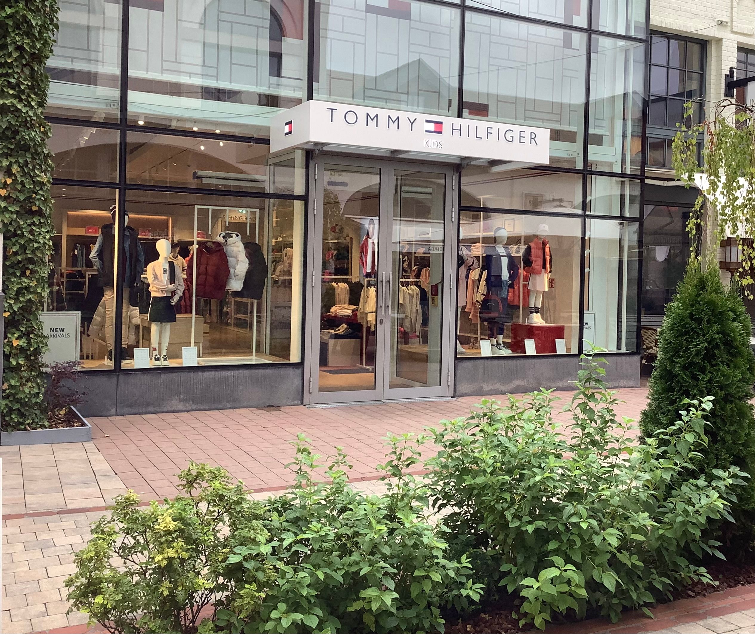 Tommy Hilfiger Kids Outlet in Ingolstadt an der Donau - Logo