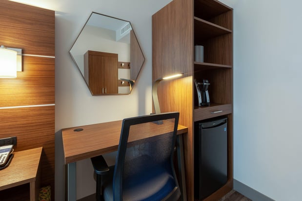 Images Holiday Inn Express Nyc Brooklyn - Sunset Park by IHG