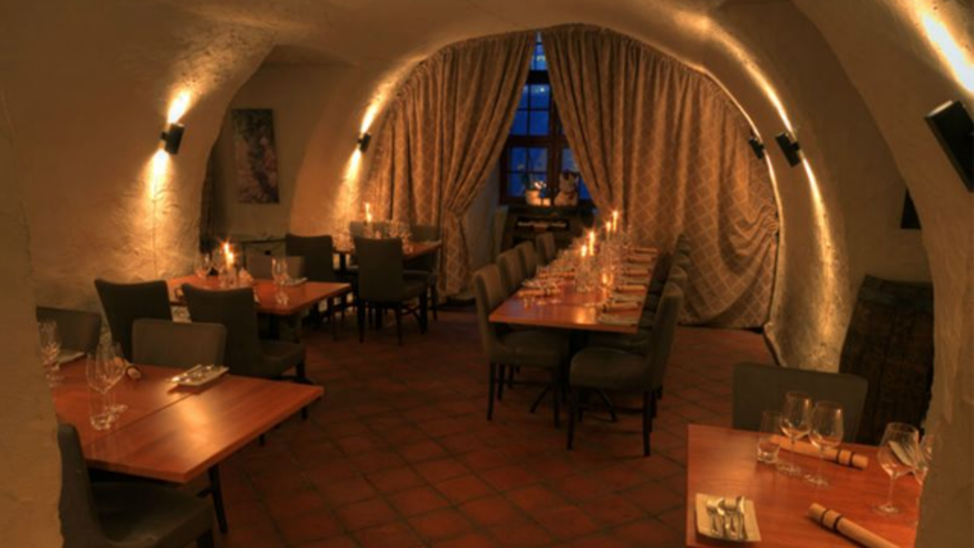 Images Statholdergaarden og Statholderens Mat og Vinkjeller