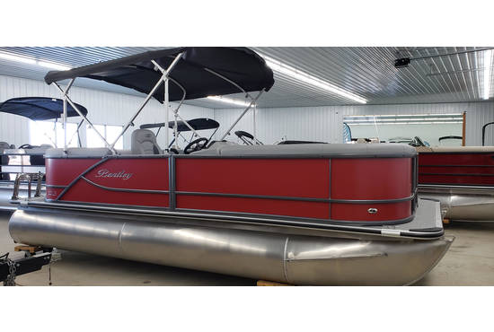 Staples Sports Lincoln Image