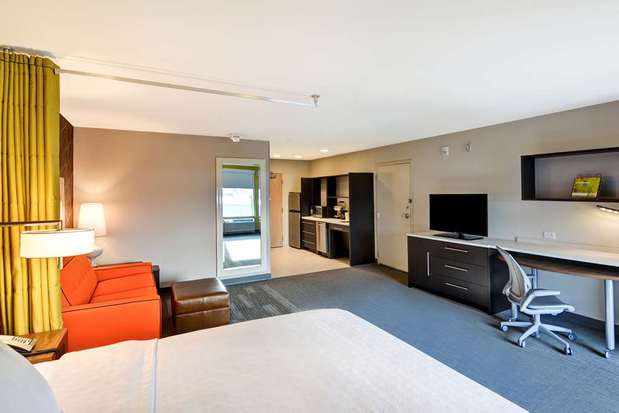 Images Home2 Suites by Hilton Green Bay