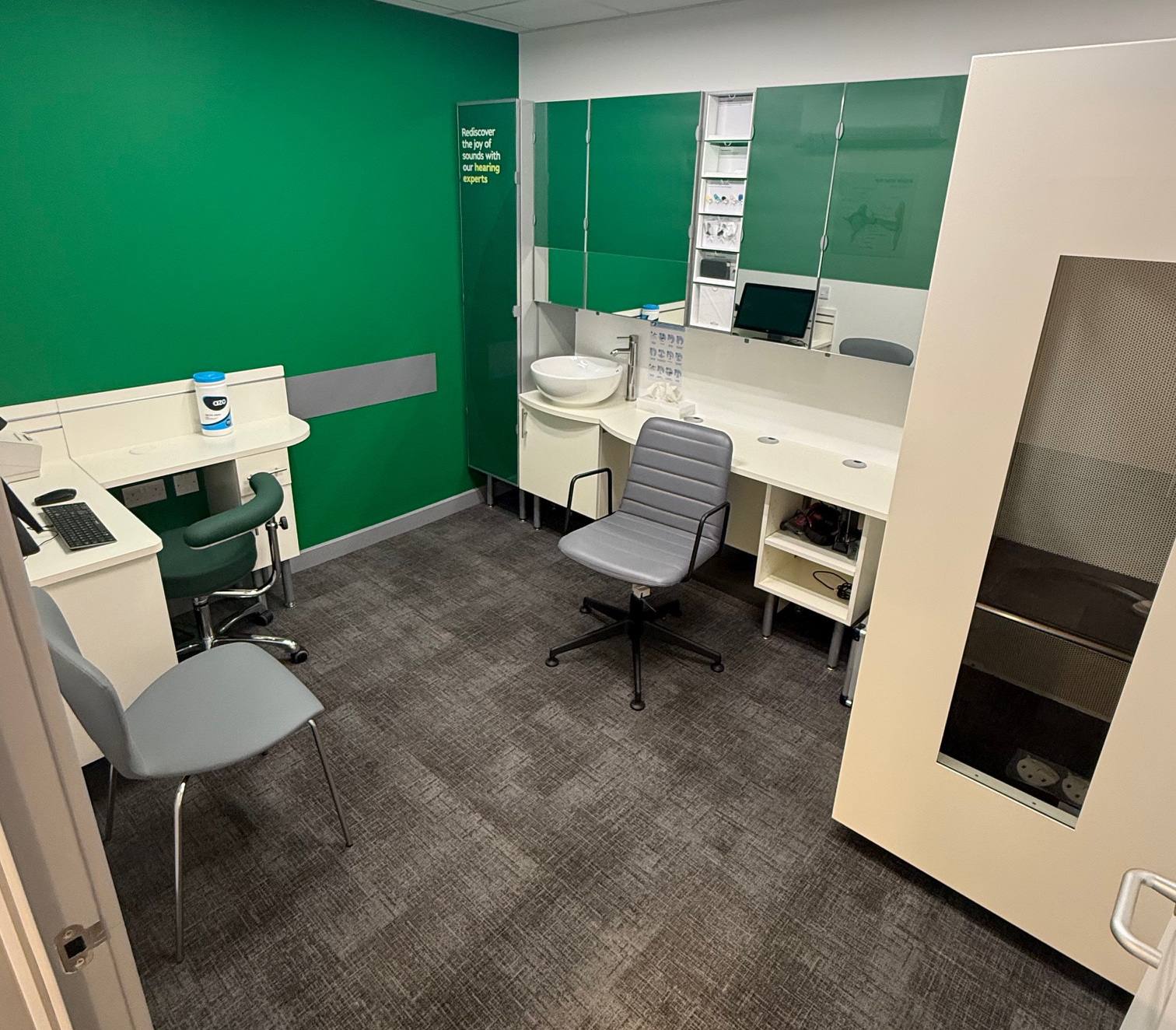 Images Specsavers Opticians and Audiologists - Johnstone