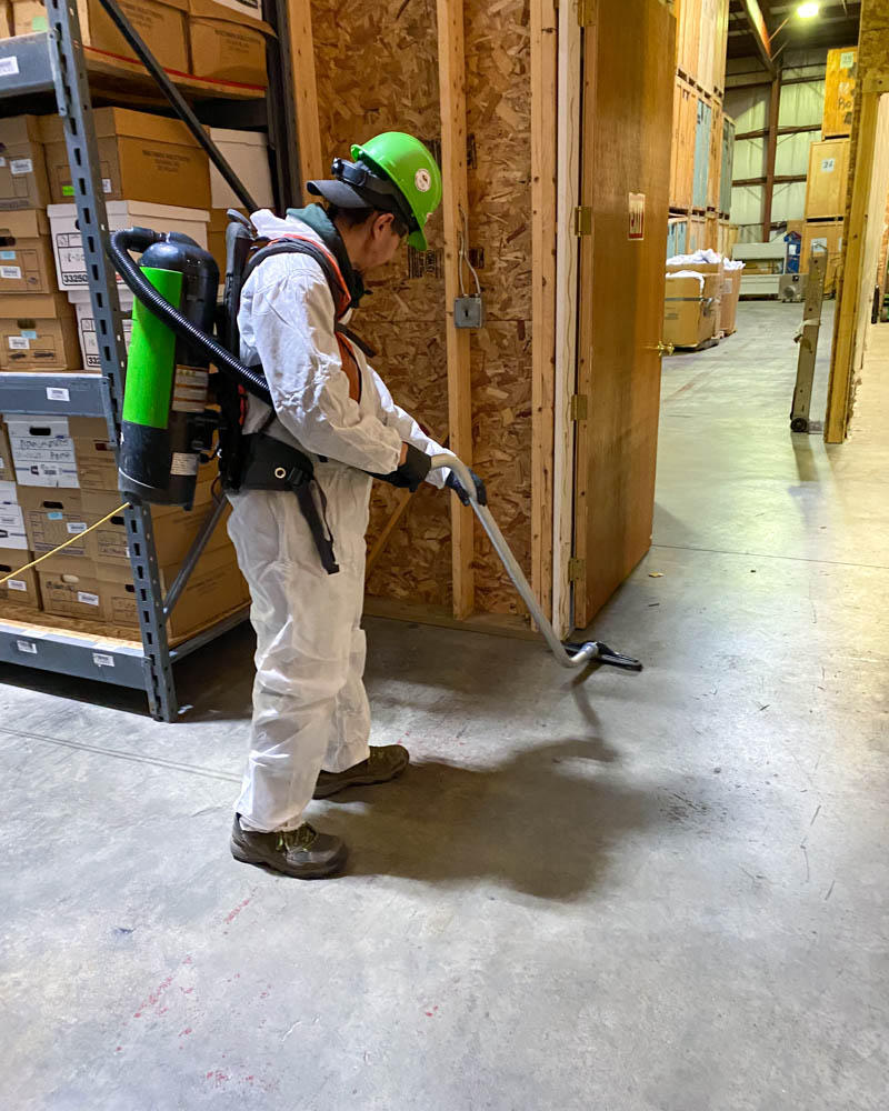 Dust, grease and grime can accumulate quickly in a commercial setting. Our commercial cleaning crews are trained to respond 24/7 so your business is back up and running as soon as possible.