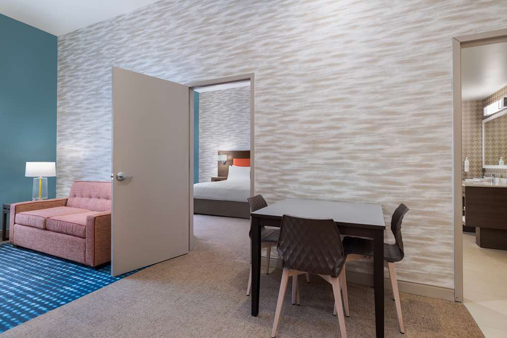 Guest room