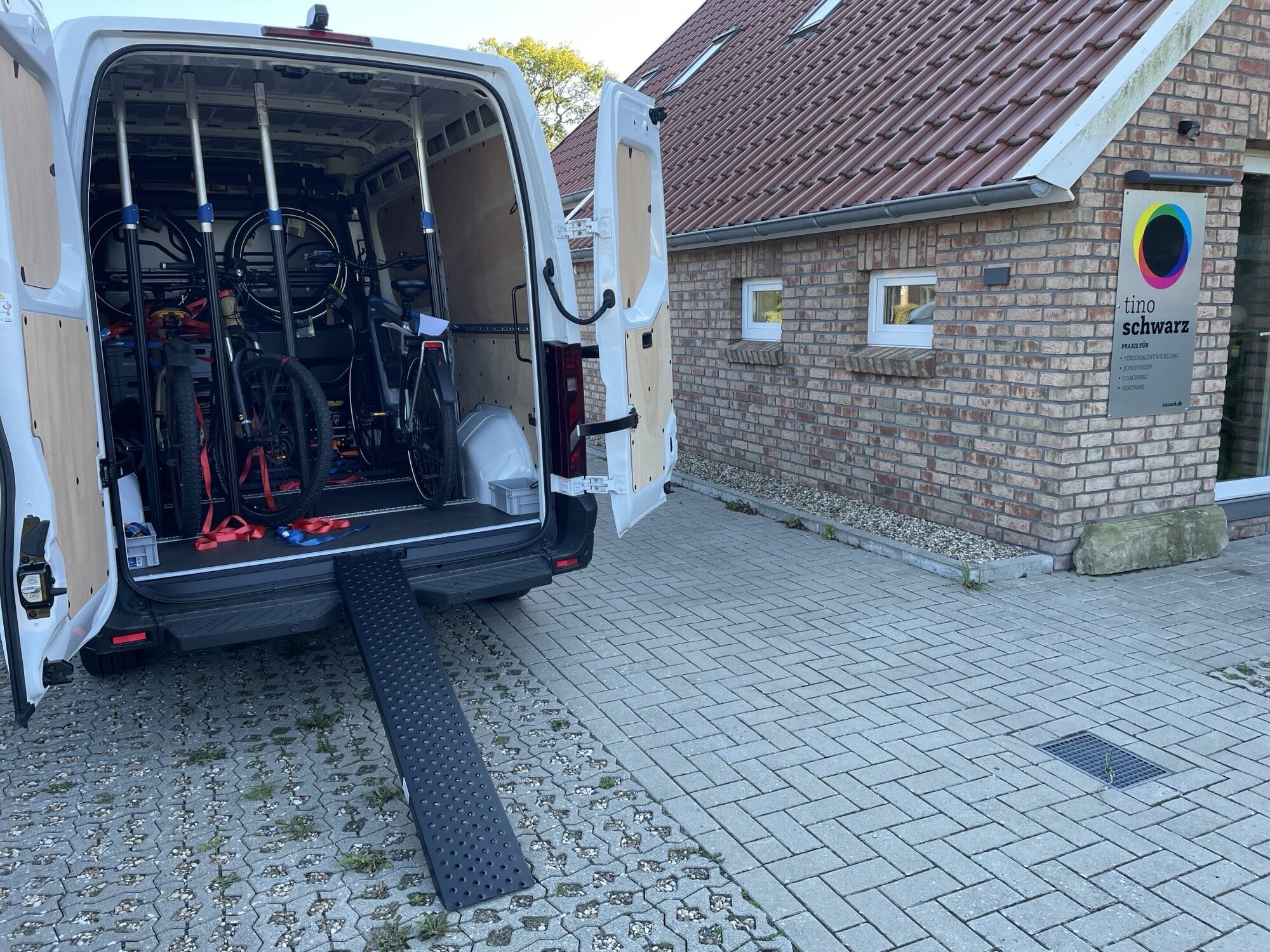 Velo Technik GmbH, Jahnstraße 6 in Großefehn