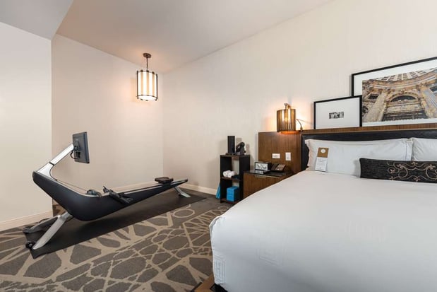 Images LondonHouse Chicago, Curio Collection by Hilton
