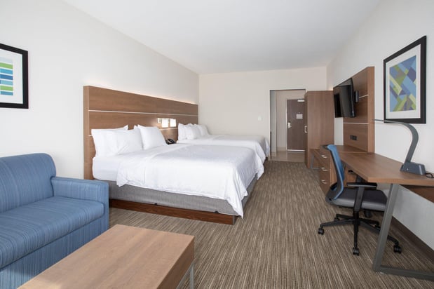 Images Holiday Inn Express & Suites Goodland I-70 by IHG