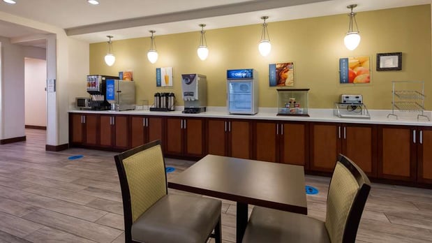 Images Best Western Plus Spring Inn & Suites