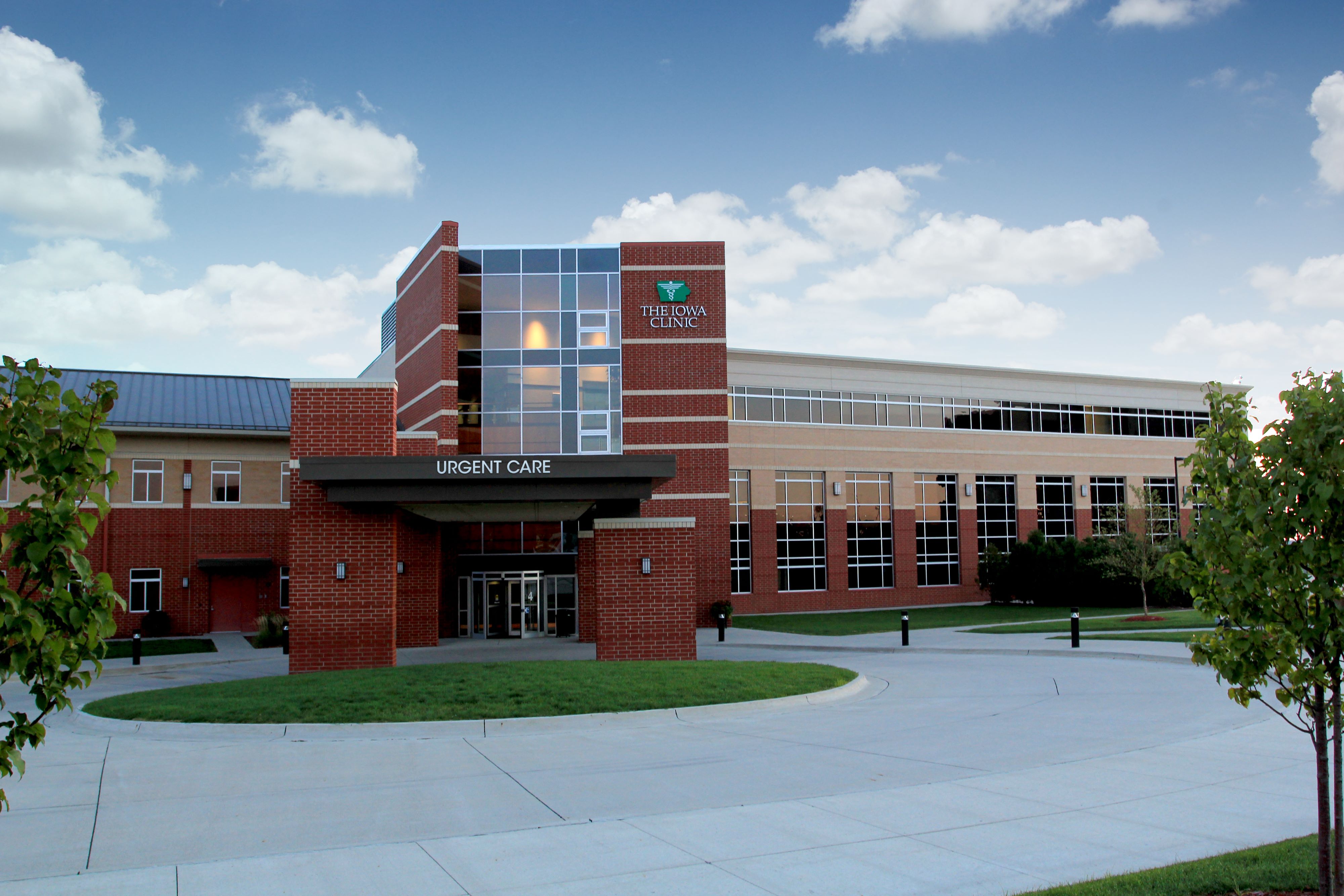 The Iowa Clinic - West Des Moines Campus Entrance 4