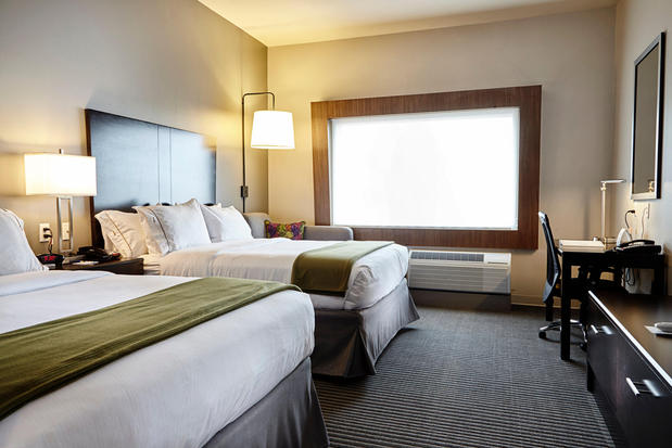 Images Holiday Inn Express & Suites Tahlequah, an IHG Hotel