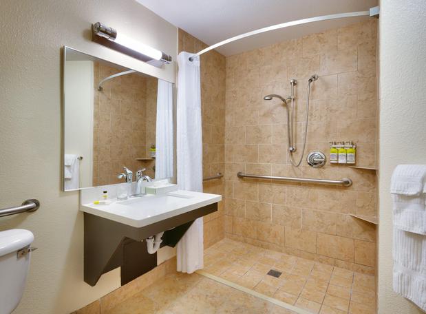 Images Candlewood Suites Dallas Plano East Richardson by IHG