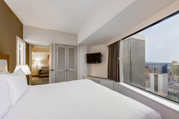 Images Crowne Plaza Seattle-Downtown by IHG