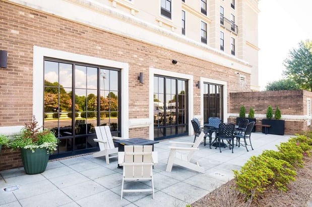 Images Hampton Inn & Suites Dobson