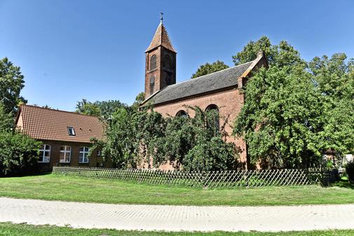 Kirche Darritz - Ev. Gesamtkirchengemeinde Temnitz, Dorfstraße 16 in Darritz