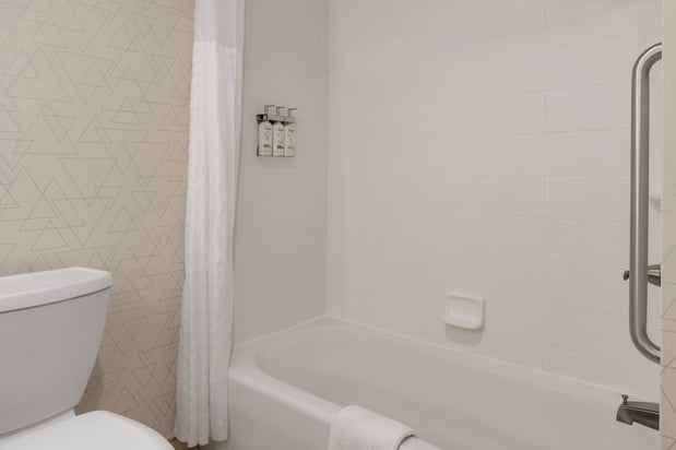 Images Holiday Inn Express Corning - Painted Post by IHG