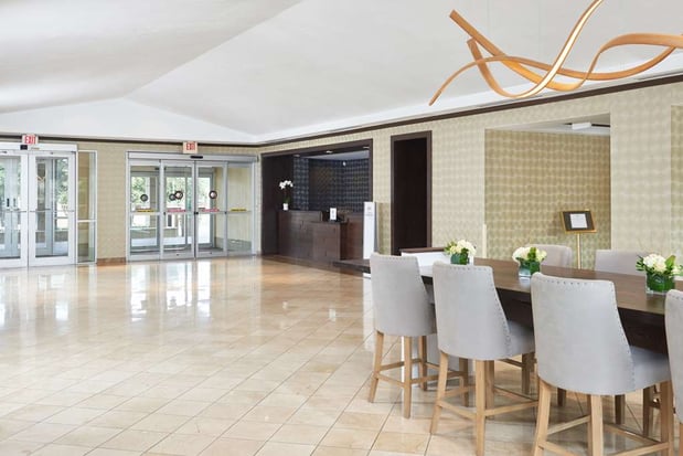 Images DoubleTree by Hilton Hotel Dallas - Market Center