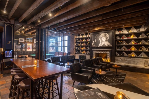 Images Artie's Backroom & Rooftop