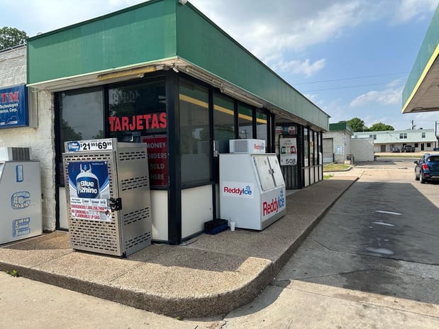Images CoinFlip Bitcoin ATM - MT Everest Food Mart (Benbrook)