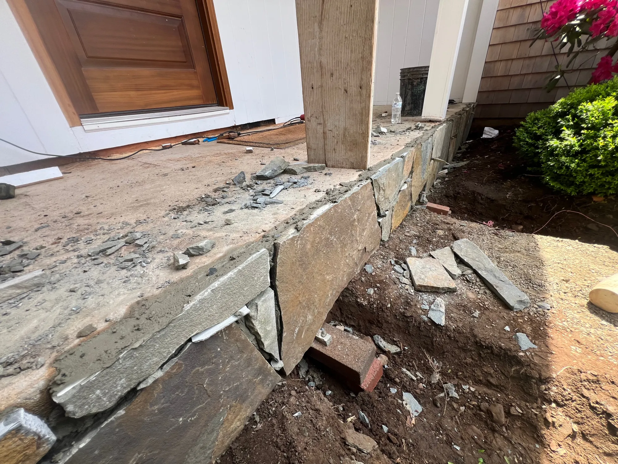 Bluestone veneer placed on fronts of steps in West Hartford - Bluestone Walkway, West Hartford project by General Masonry LLC.