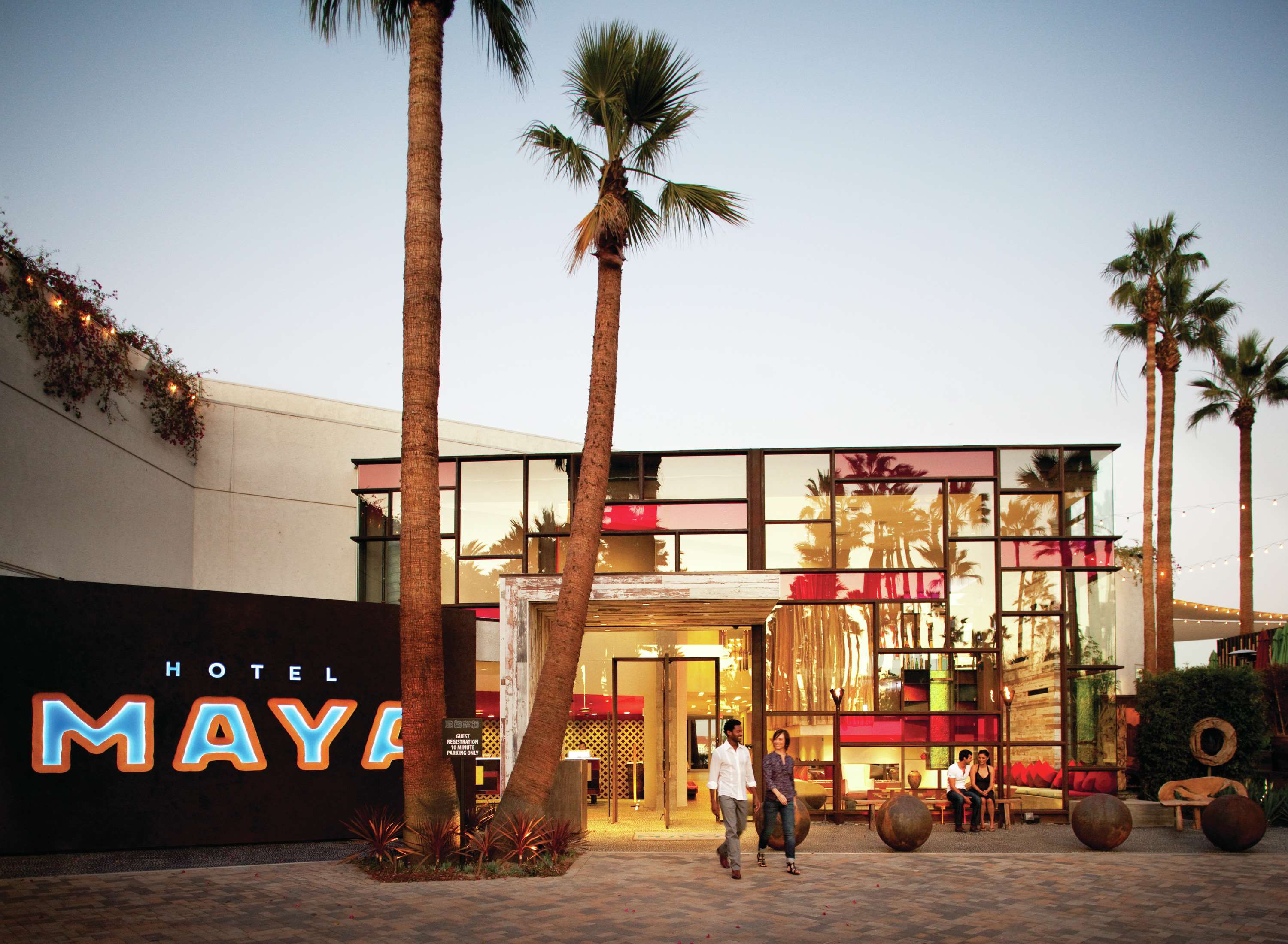 Hotel Maya - a DoubleTree by Hilton, 700 Queensway Drive, Long Beach ...