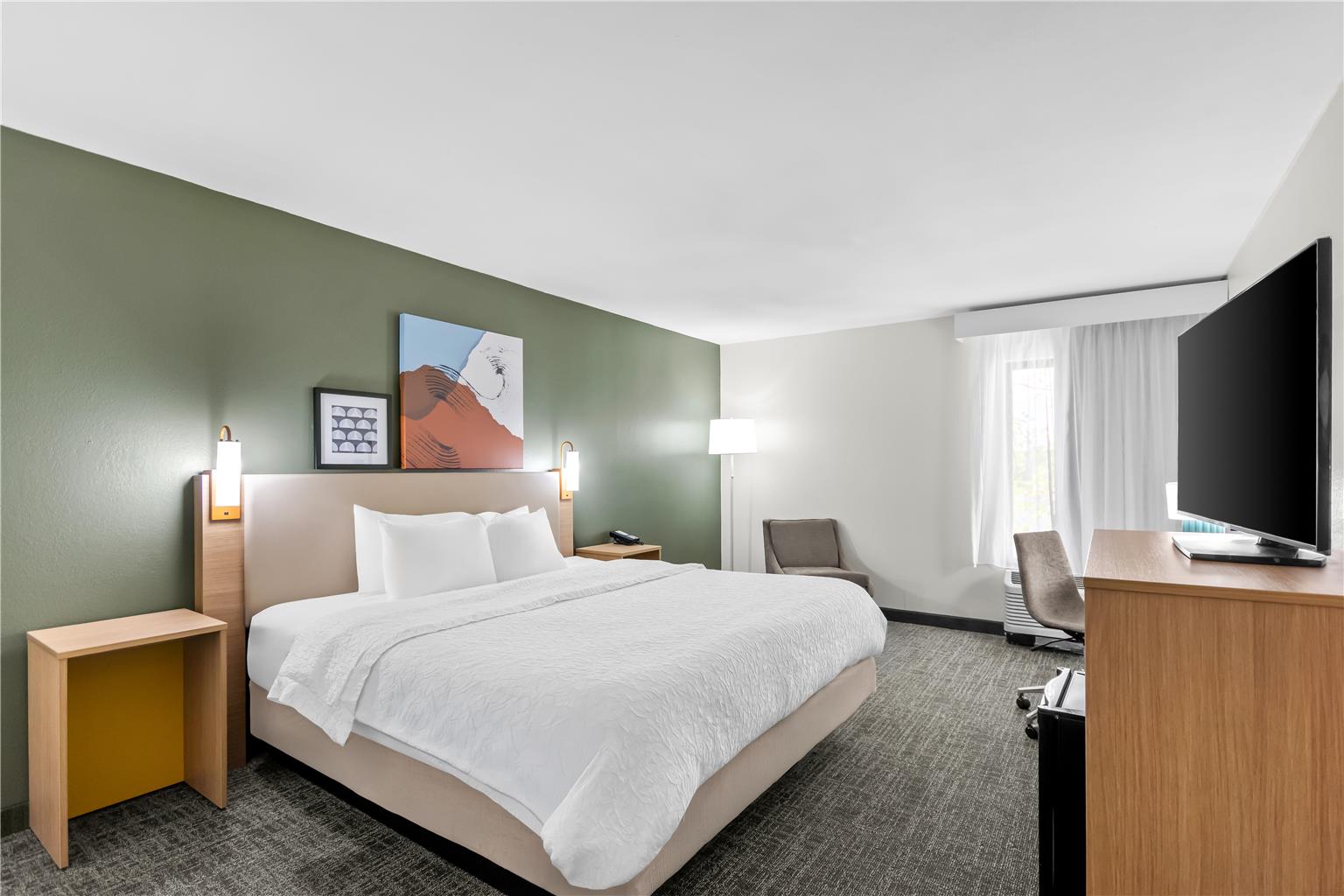 Guest room 