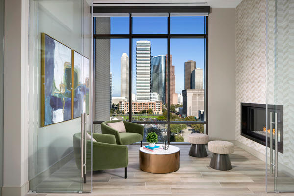 Camden Downtown Houston Apartments Photo