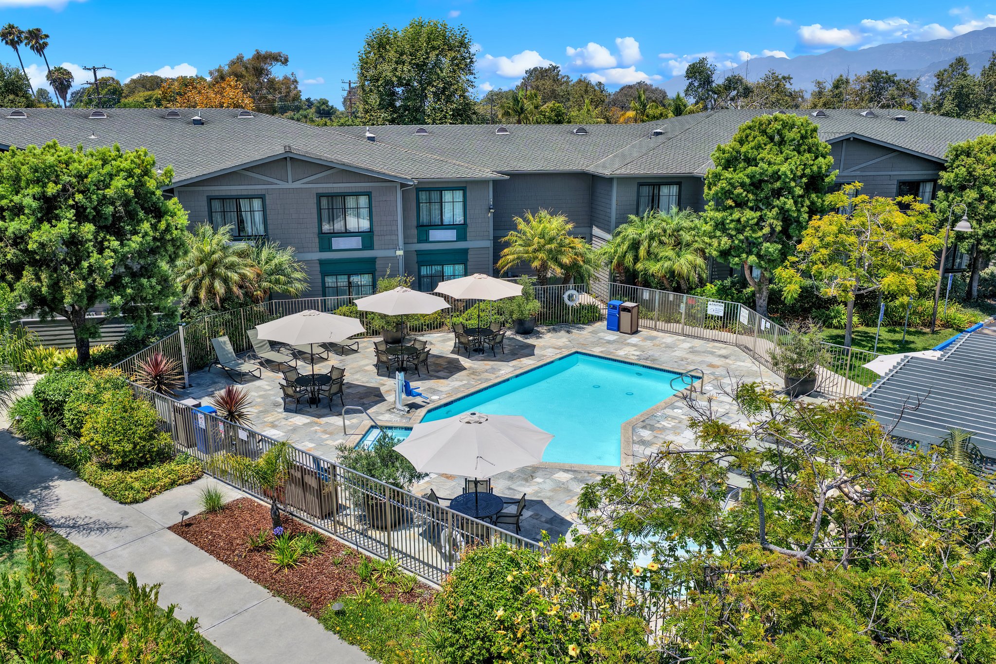 Holiday Inn Express & Suites Carpinteria by IHG Image