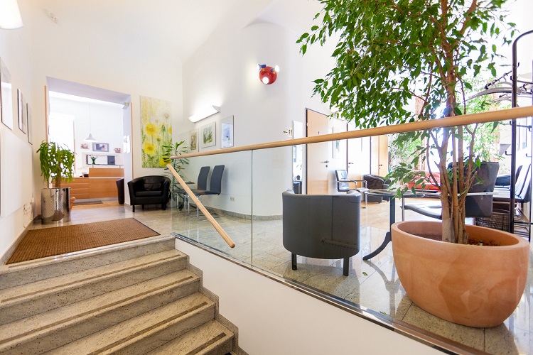 Dr. Gottfried Veith, Opernring 4 in Graz