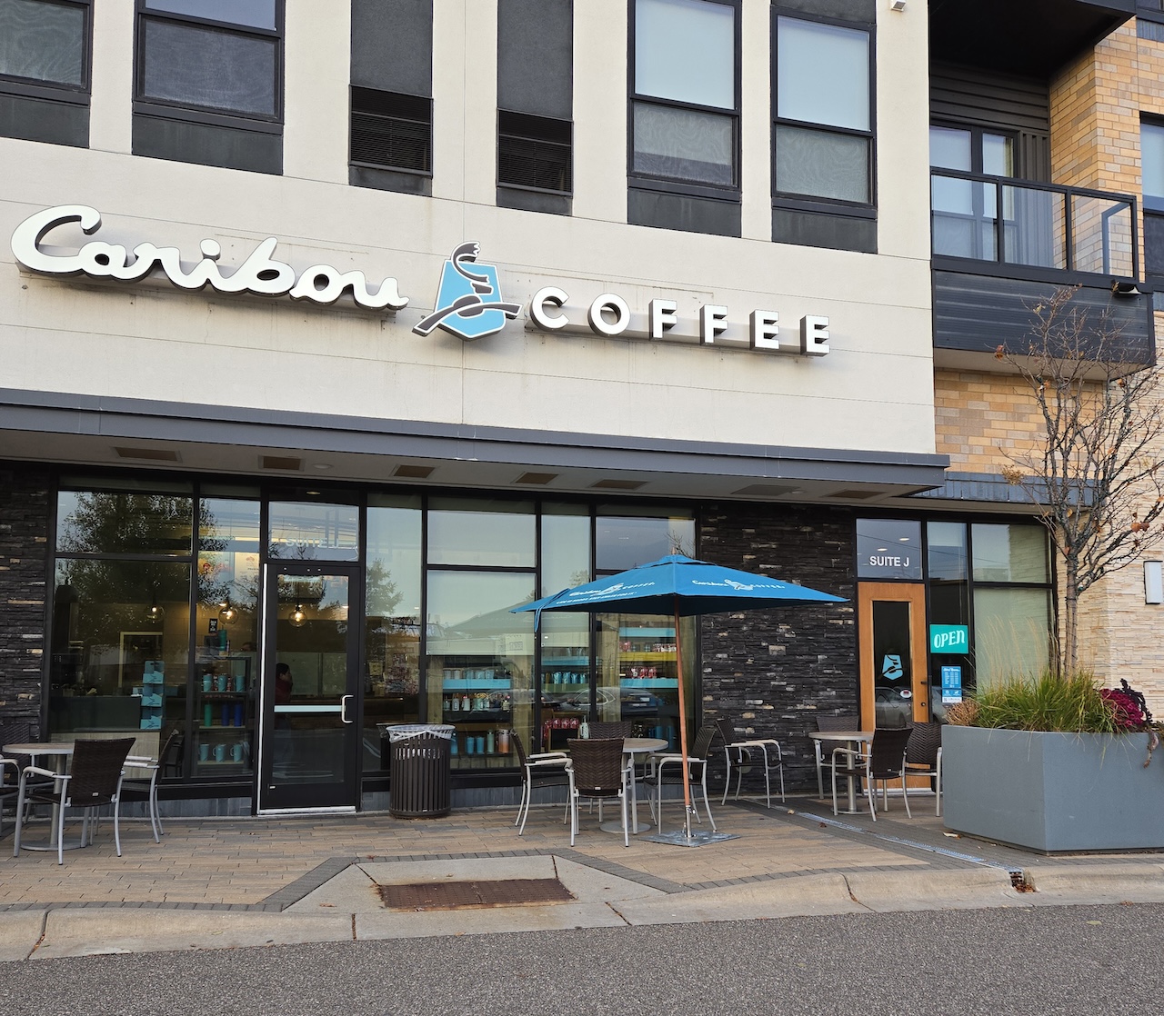 Storefront of the Caribou Coffee at 1700 Plymouth Road in Minnetonka