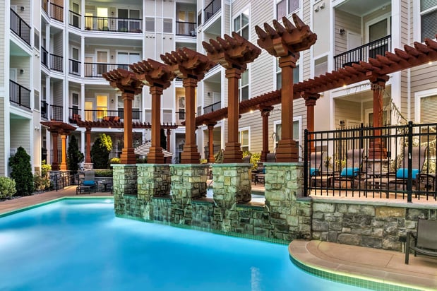 Images Camden Dulles Station Apartments