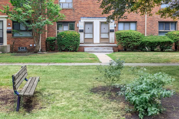 Images Huntington Parc Townhomes