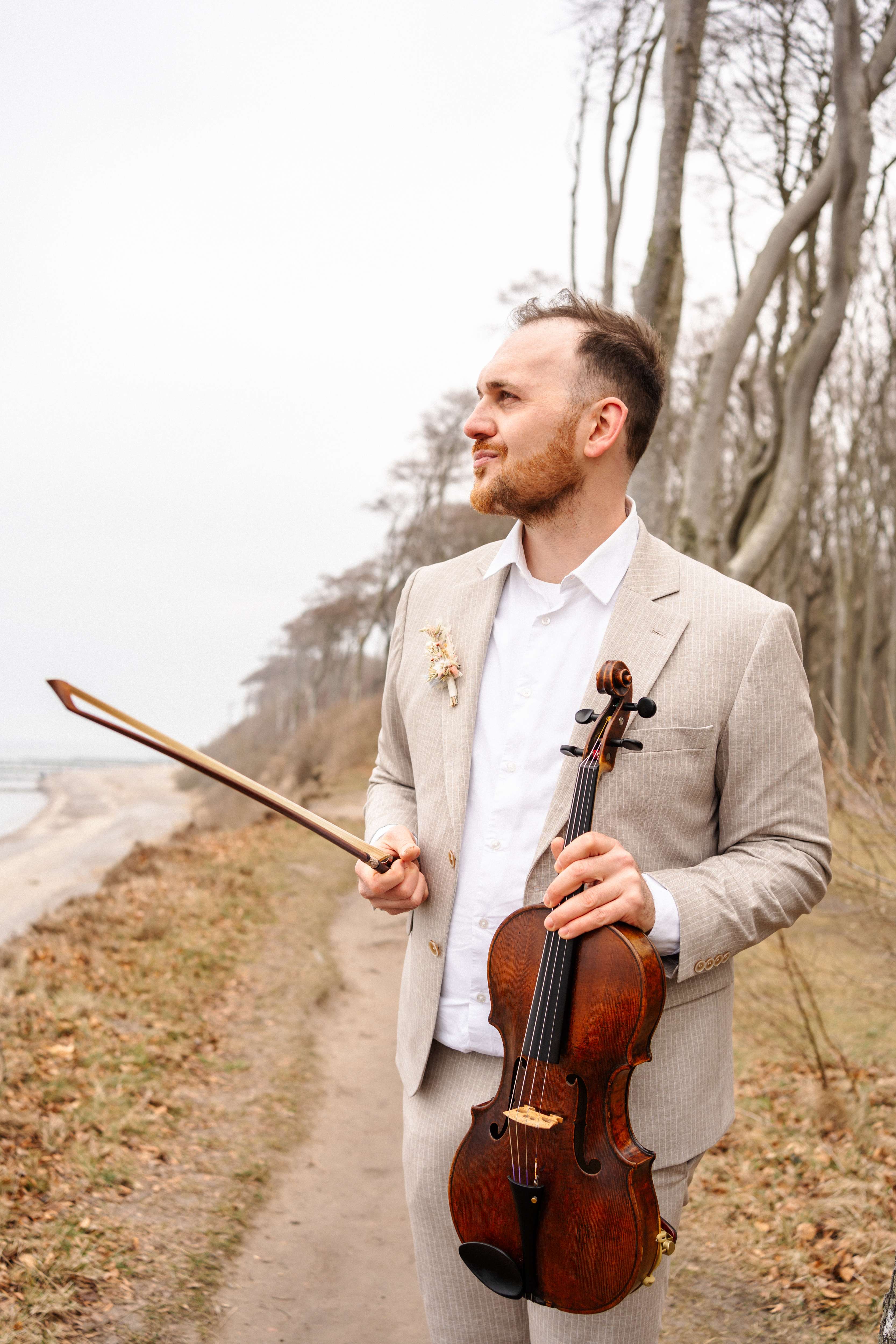dunkelgoldmusik | Hochzeits- und Veranstaltungsmusik, Wönnichstraße 11 in Berlin
