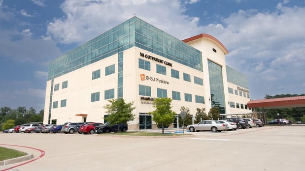 Images Memorial Hermann Sports Medicine & Rehabilitation - South Conroe
