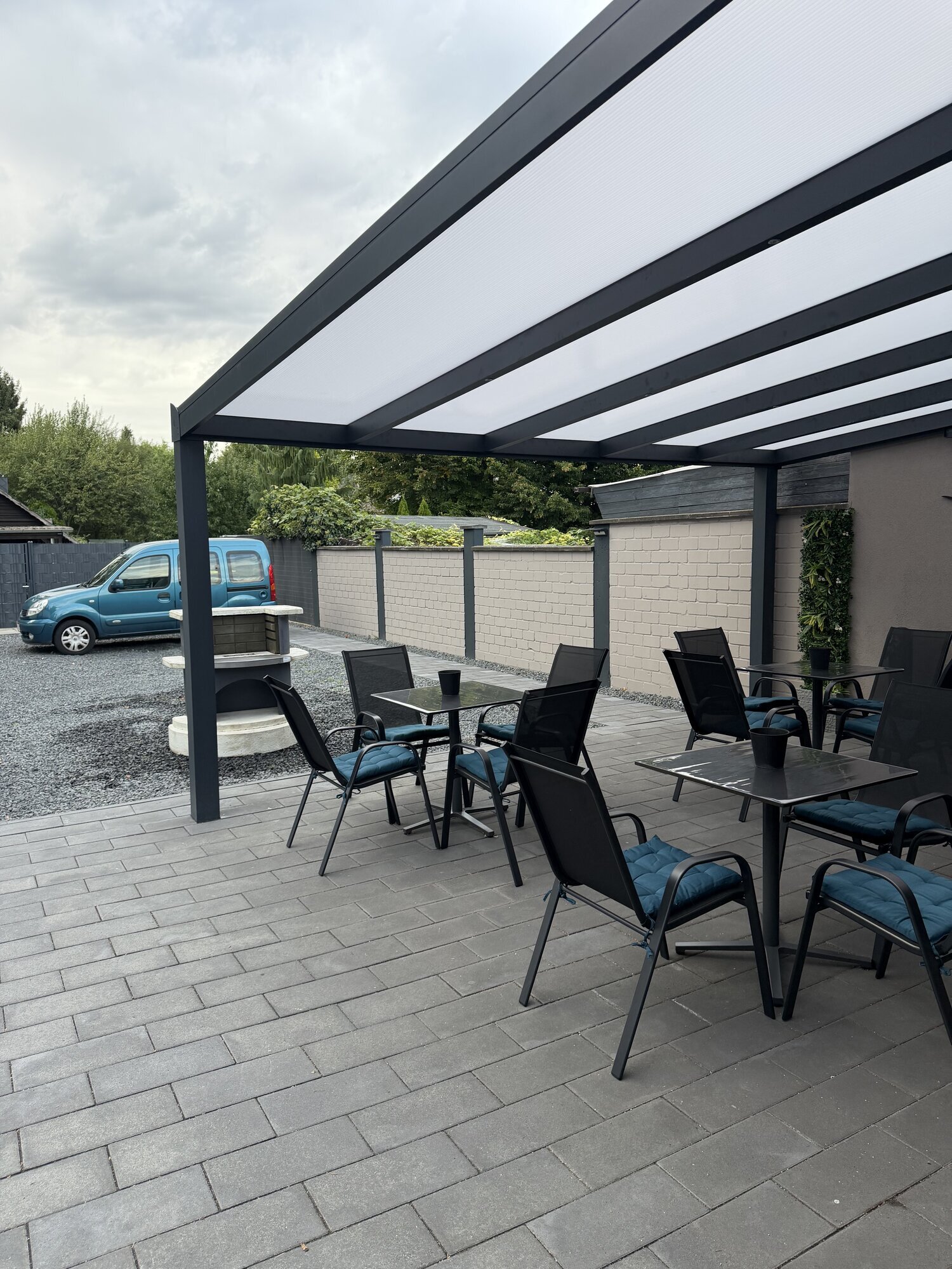 HK ROOMS UG (haftungsbeschränkt), Merkatorstraße 5 in Grevenbroich