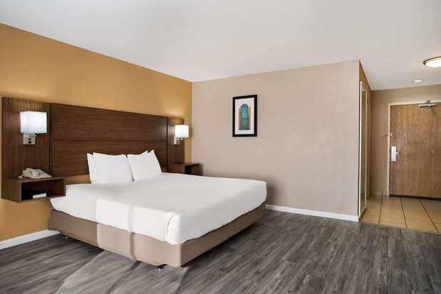 Images Best Western Gallup West