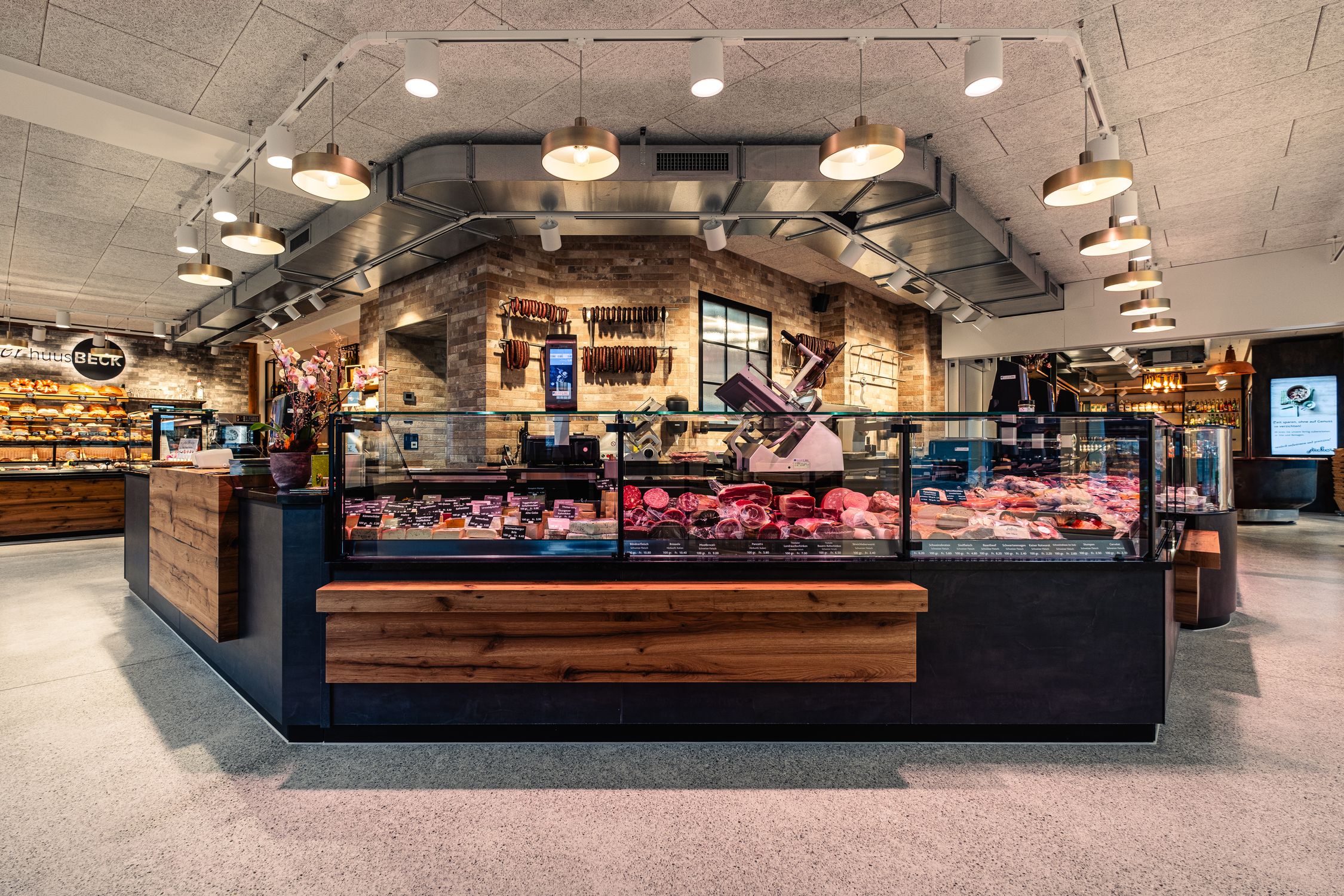 Bilder AICHINGER SCHWEIZ GmbH