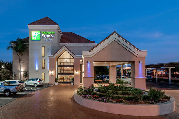 Images Holiday Inn Express & Suites Lathrop, an IHG Hotel