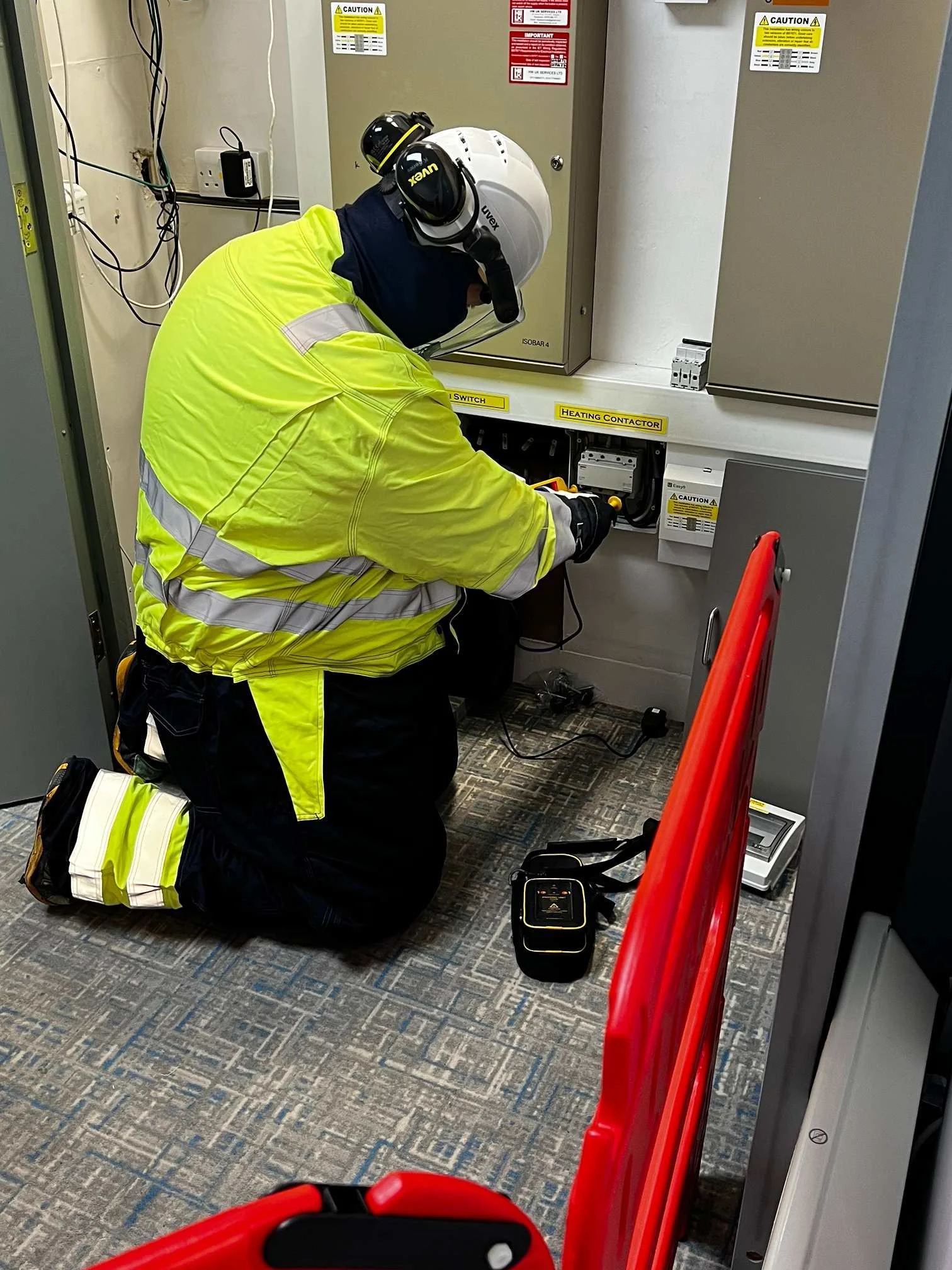 Images HW UK Services Ltd