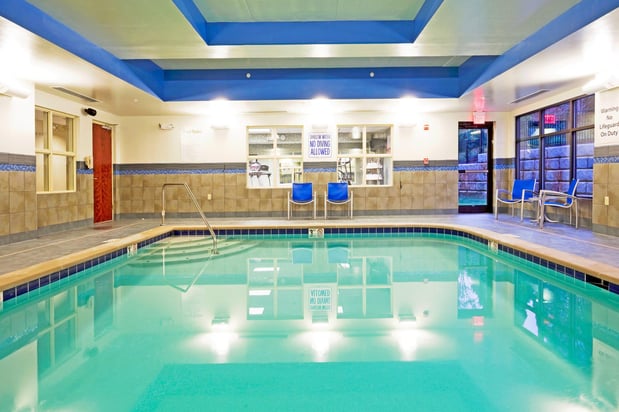 Images Holiday Inn Express & Suites Knoxville-Farragut by IHG