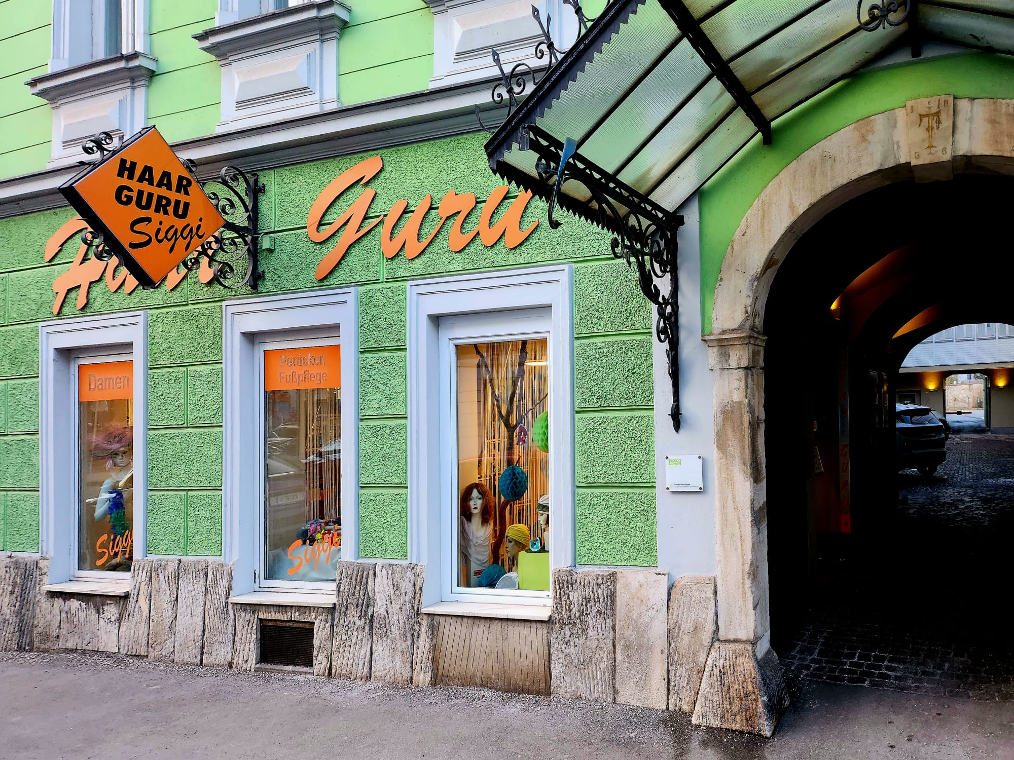 Friseursalon Haar-Guru, Völkermarkter Straße 5 in Klagenfurt am Wörthersee