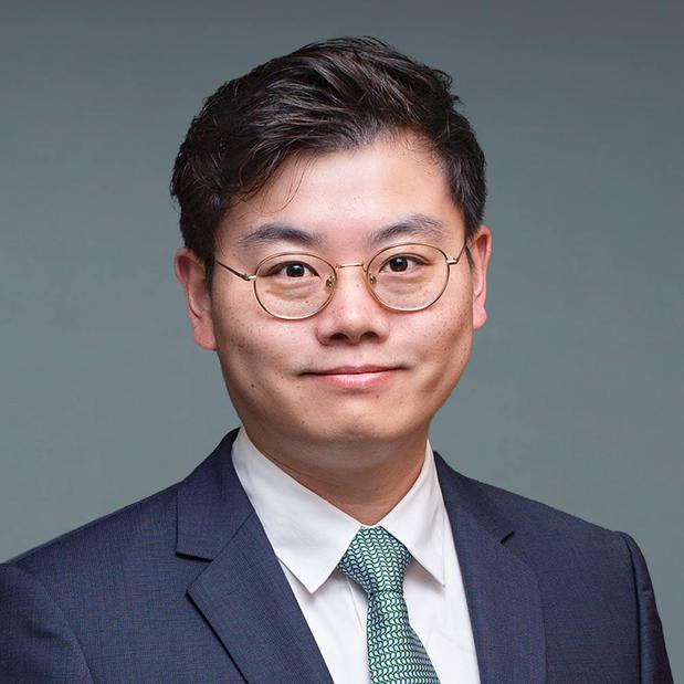 Images Hsin D. Li, DO