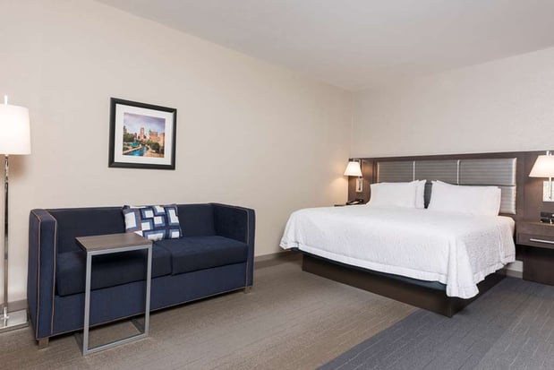 Images Hampton  Inn & Suites Indianapolis-Keystone